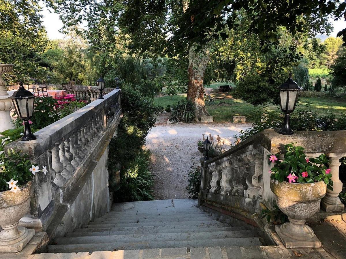 Le Mogador Chateau Du Martinet Violès Kültér fotó